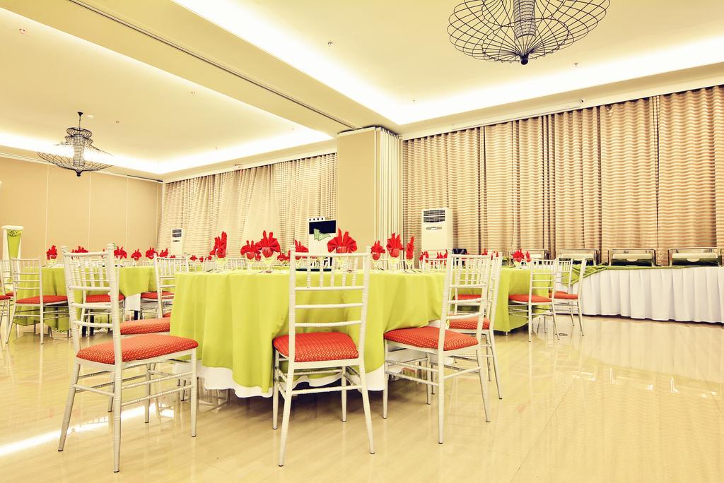 Citystate Asturias Hotel Palawan Puerto Princesa Eksteriør bilde