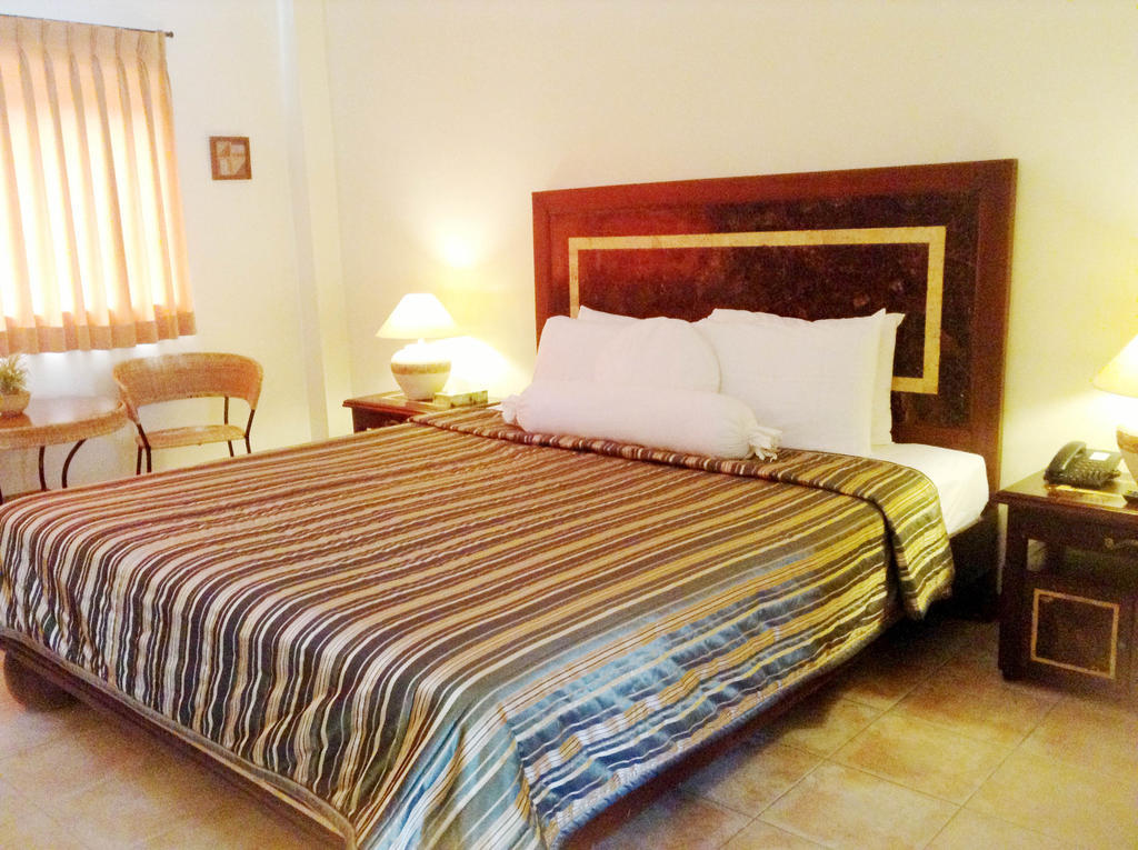 Citystate Asturias Hotel Palawan Puerto Princesa Eksteriør bilde